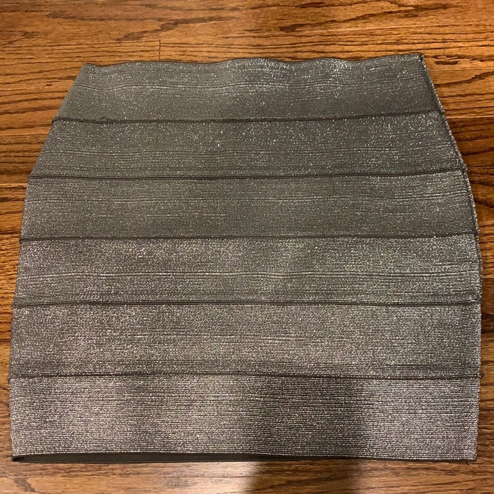 Romeo & Juliet Couture Silver Bandage Skirt Size M